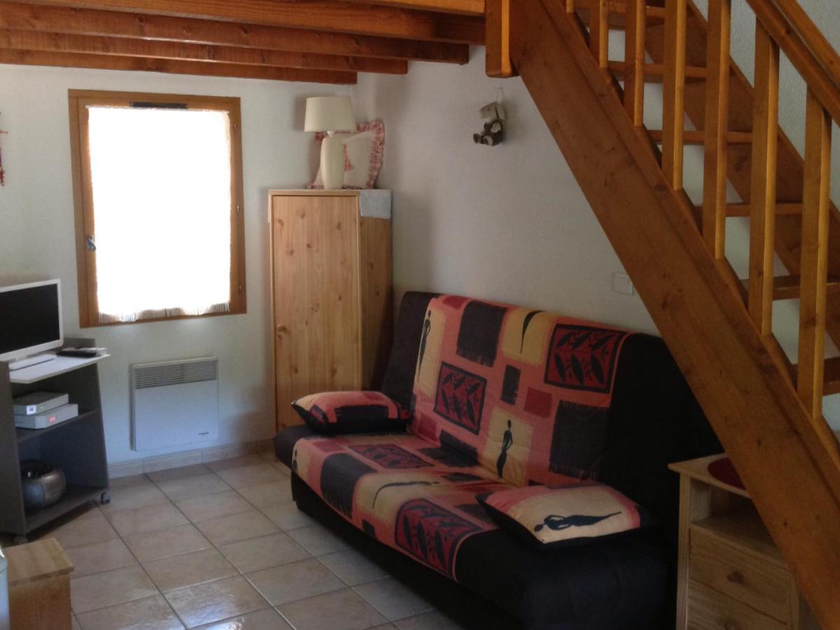 Mazet De Vacances Dans Le Domaine De L'Espai Saint-Martin-de-Brômes Екстериор снимка